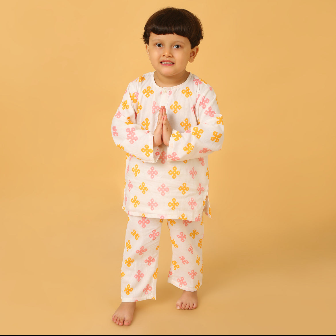 Endless Wisdom Knot Kurta Pyjama